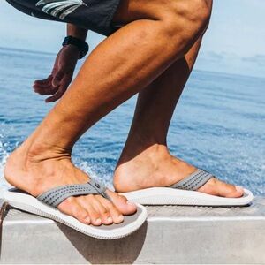 OluKai Men's Ulele in Stone Beach Sandal Good Used Condition Size 10 *SEE PICS*